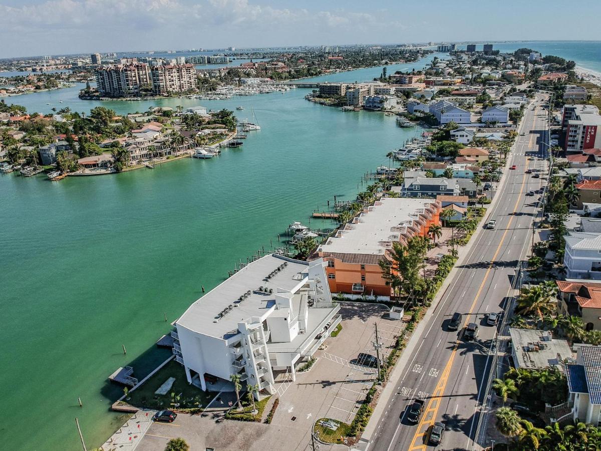 Villa Oceana 305 East St. Pete Beach Exterior foto